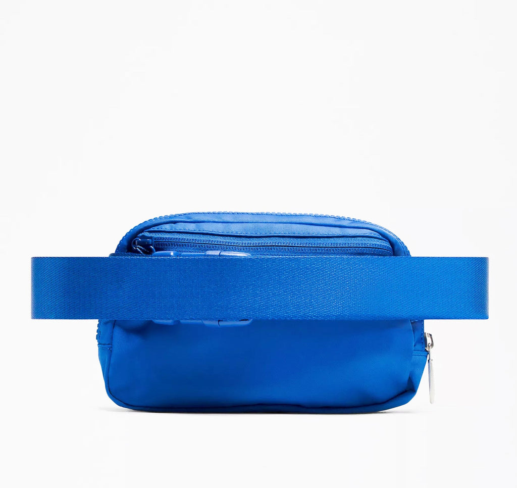 Sigma Delta Tau lululemon Everywhere Belt Bag - Beaming Blue