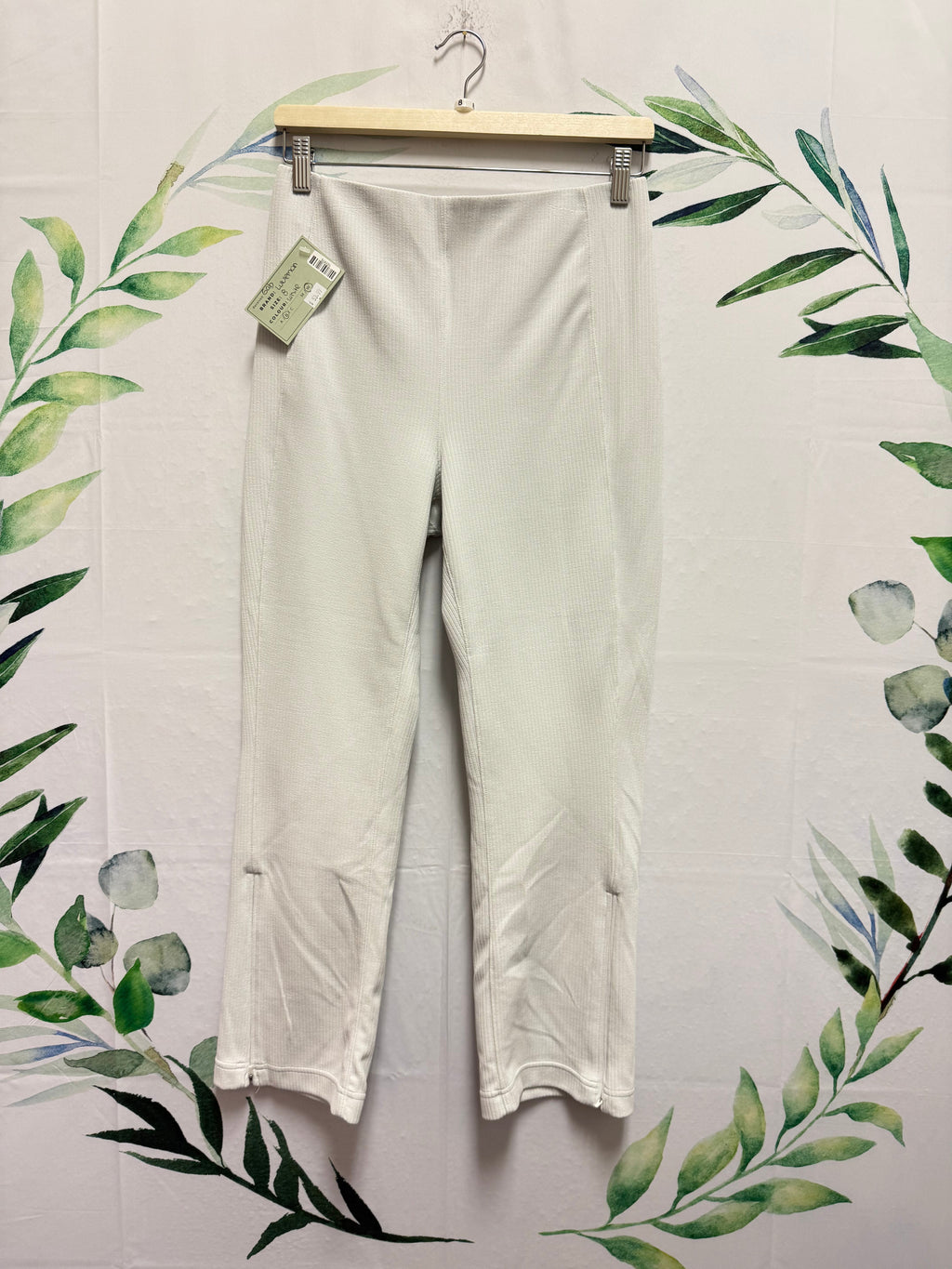 Lululemon Ribbed Softstreme Zip HR Crop Pant 25” (8)