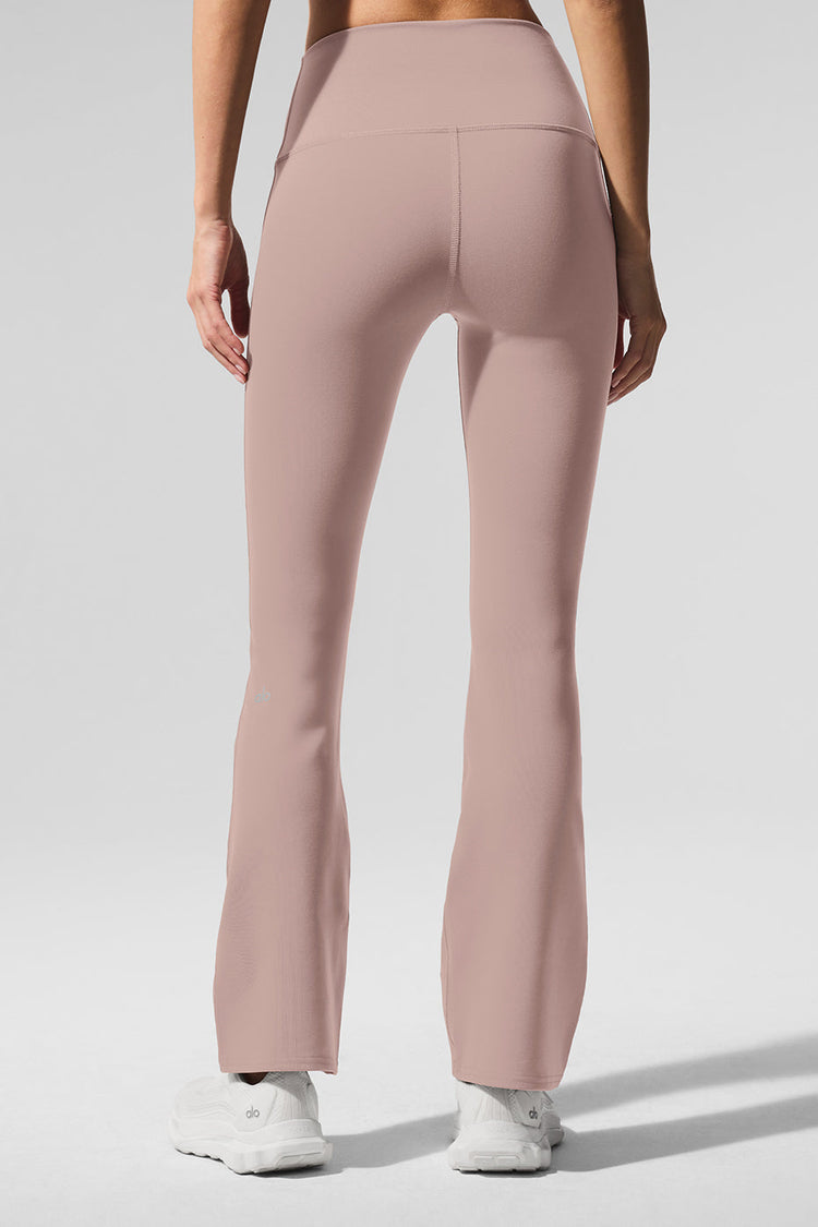 Leggings de tiro alto con corte acampanado 7/8 con diseño aerógrafo - Taupe